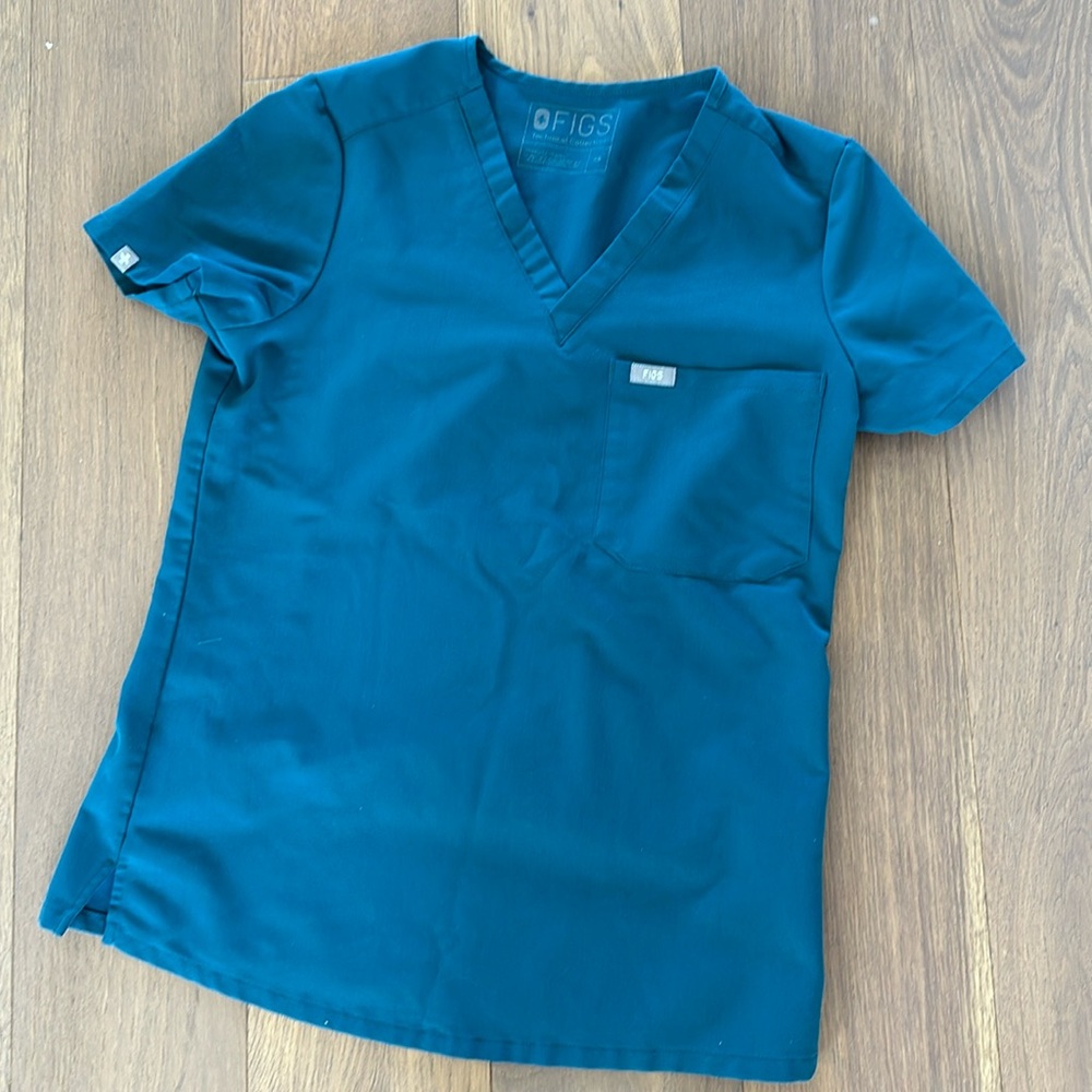 FIGS Catrina Scrub Top